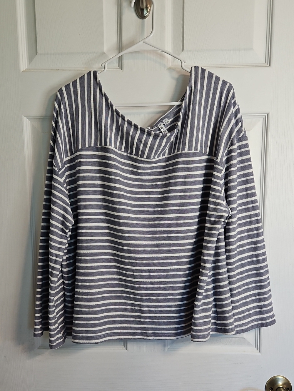 Striped Long-Sleeve Tunic Top - Navy & White
